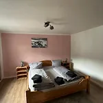 Pistenblick Apartamento *