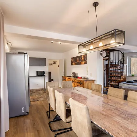 Pistenblick Apartment *